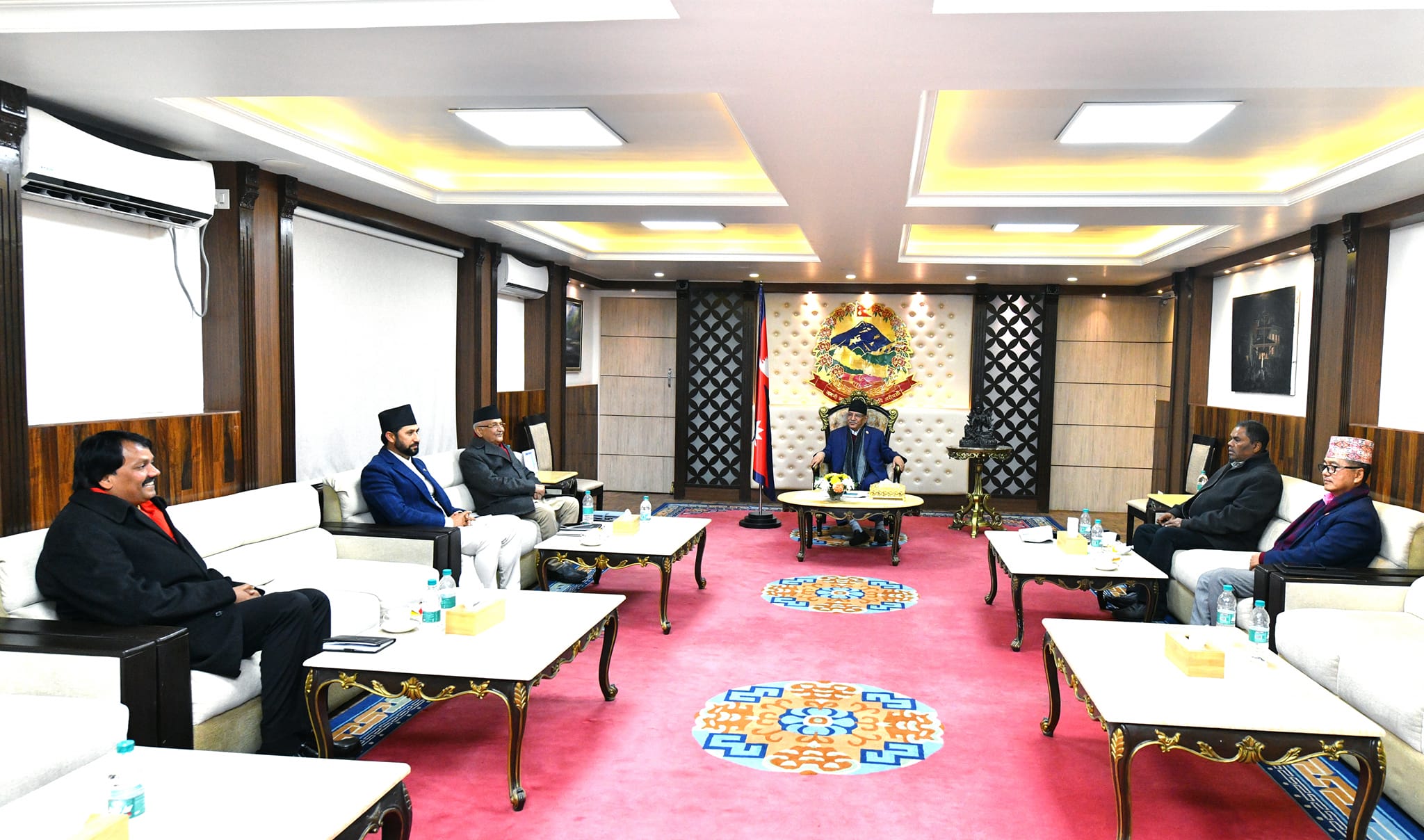 एमालेलाई प्रदेश १ सँगै गण्डकी र लुम्बिनीको मुख्यमन्त्री,  मा‌ओवादीलाई कर्णाली,  बागमती र सुदूरपश्चिममा आलोपालो